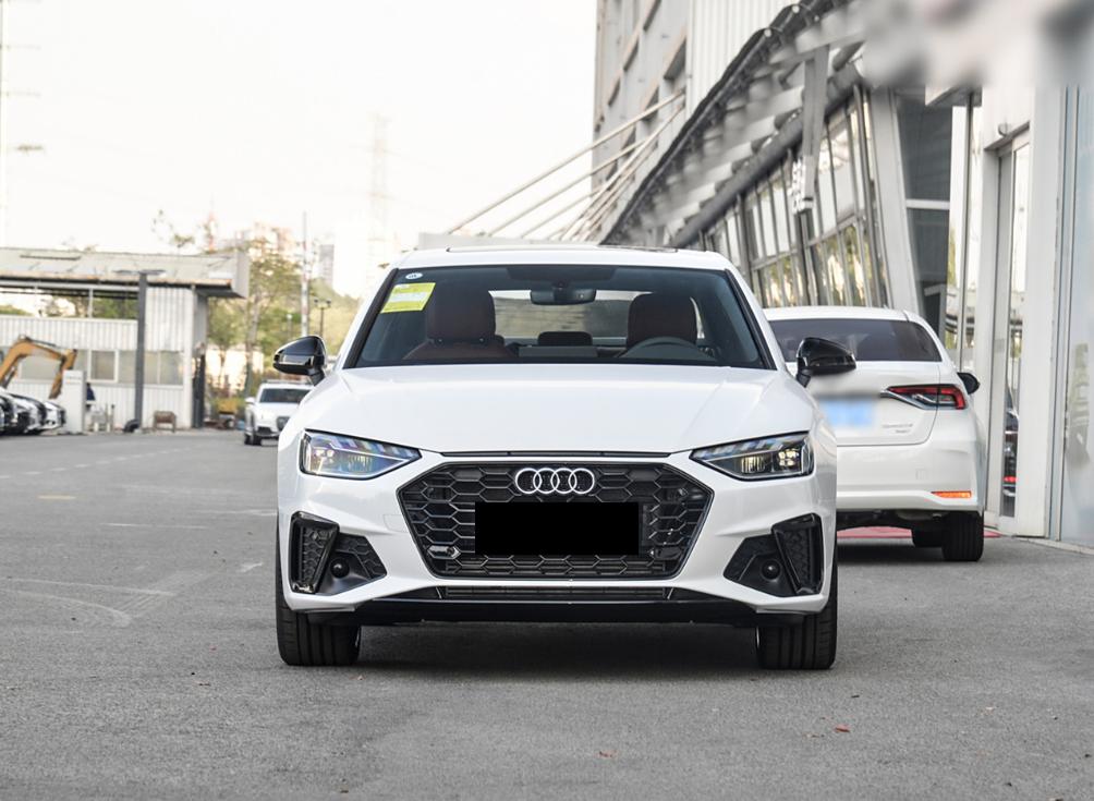 月薪7000元买奥迪A4L贷款生活现状_贷款购车真实成本分析_工资贷款买车