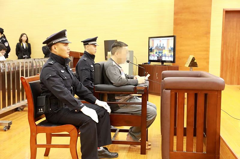 广西同城人人贷非法吸收公众存款案_被告人刘某庭审江南区法院_玉林人人贷p2p理财